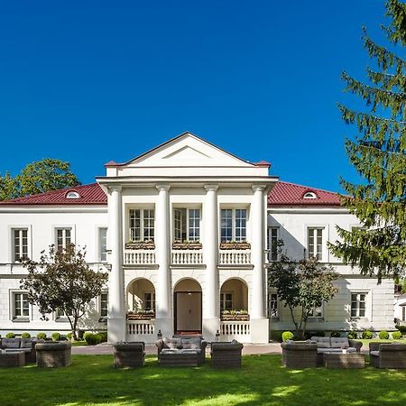 Palac Zegrzynski Zegrze Exterior photo